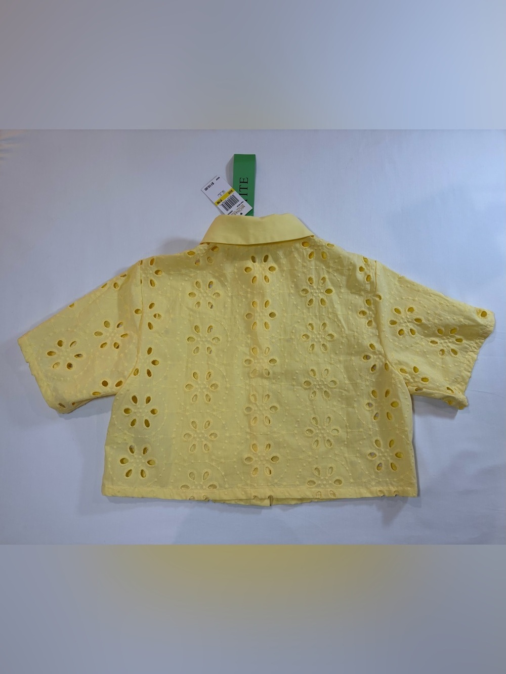 Michael Kors Pale Yellow Eyelet Cropped Button Front Jacket - Picture 9 of 12